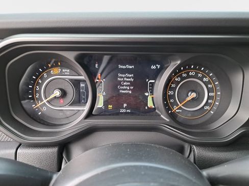 Used 2026 Jeep Wrangler Unlimited Rubicon AWD/4WD image 18