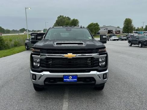 Certified 2024 Chevrolet Silverado 3500 LT w/ Convenience Package AWD/4WD image 2