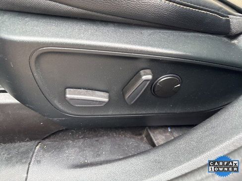 Used 2022 Ford Escape Titanium w/ Titanium Elite Package image 18