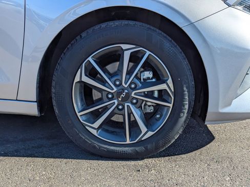 Used 2023 Kia Forte LXS w/ LXS Technology Package FWD image 44