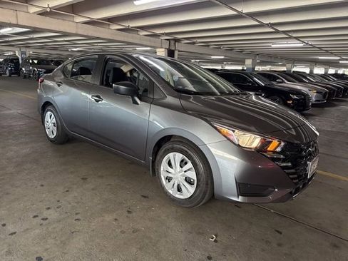 Used 2024 Nissan Versa S w/ Trunk Package image 2
