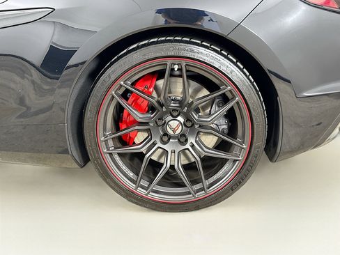 Used 2023 Chevrolet Corvette Z06 RWD image 29