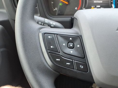 New 2025 Chevrolet Low Cab Forward image 17