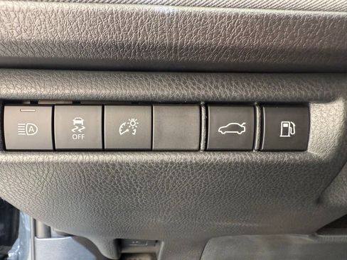 Used 2025 Toyota Camry LE w/ Convenience Package AWD/4WD image 33