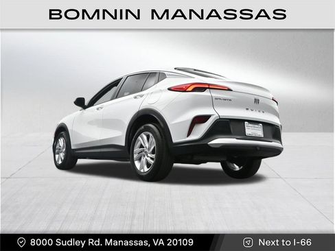 Used 2024 Buick Envista Preferred w/ Advanced Safety Package image 30