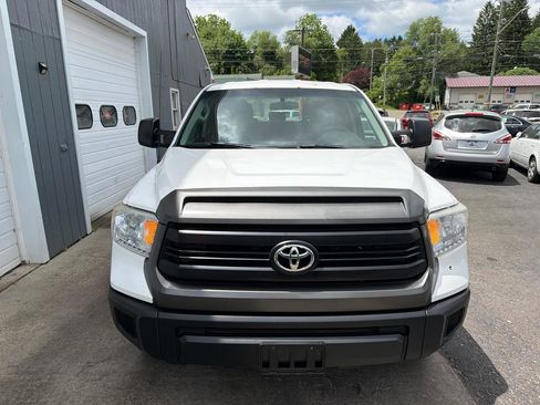 Used 2017 Toyota Tundra SR AWD/4WD image 2