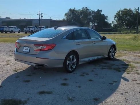 Used 2018 Honda Accord EX-L image 8