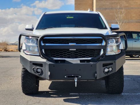 Used 2017 Chevrolet Tahoe LT image 3