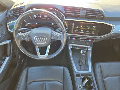 Used 2024 Audi Q3 2.0T Premium image 14