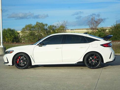 New 2025 Honda Civic Type R image 3