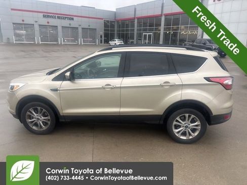 Used 2018 Ford Escape SE w/ SE Sync 3 Package image 7
