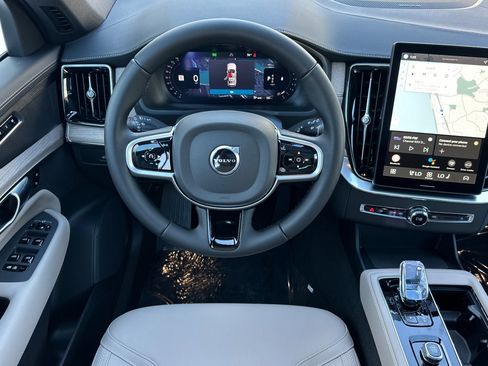 New 2026 Volvo XC90 B5 Plus image 12