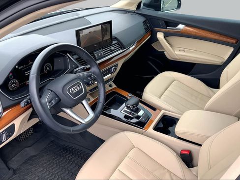 Used 2023 Audi Q5 2.0T Premium Plus w/ Premium Plus Package AWD/4WD image 18