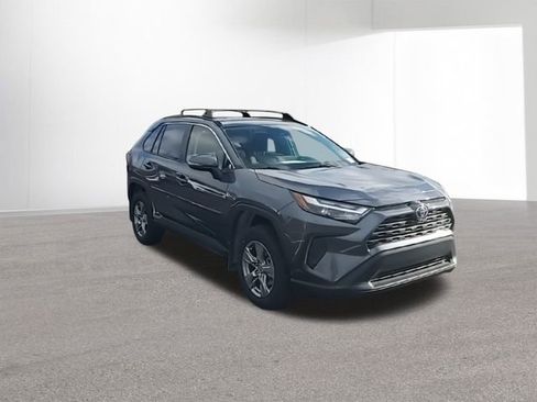 Used 2023 Toyota RAV4 XLE image 2