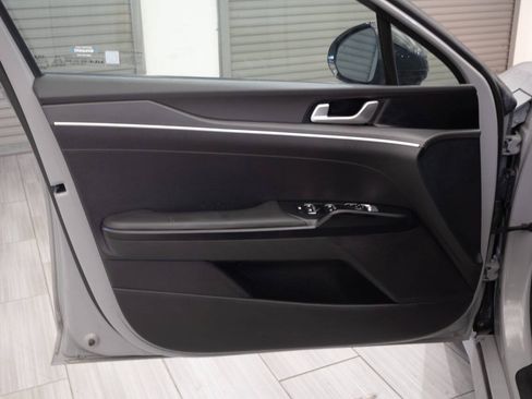 Used 2023 Kia K5 GT-Line FWD image 13