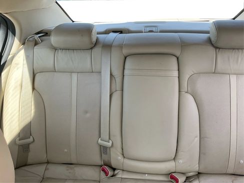 Used 2016 Lincoln MKS w/ Equipment Group 101A FWD image 13