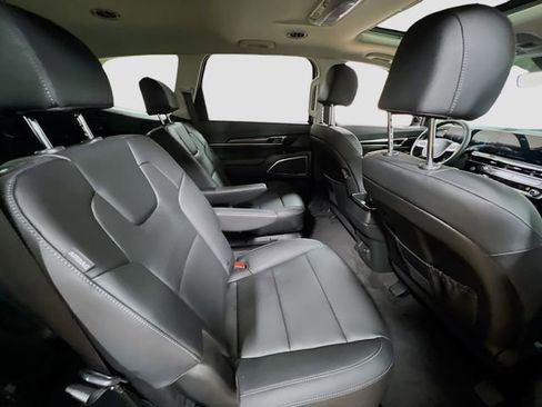 New 2025 Kia Telluride S image 31