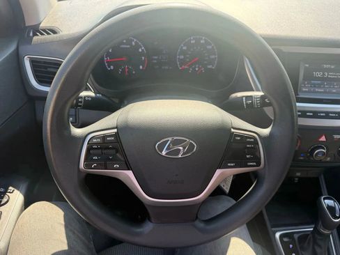 Used 2018 Hyundai Accent SE image 12