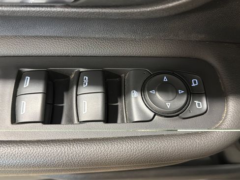 Used 2023 GMC Terrain Denali w/ Black Diamond Edition AWD/4WD image 17