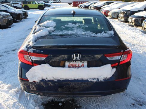 Used 2018 Honda Accord EX-L image 5