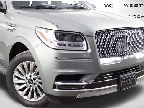 Used 2019 Lincoln Navigator Premiere image 42