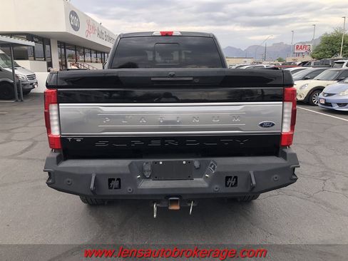 Used 2017 Ford F250 Platinum w/ FX4 Off-Road Package image 7