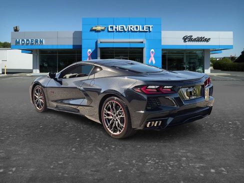 Used 2023 Chevrolet Corvette Stingray Premium Cpe RWD image 3