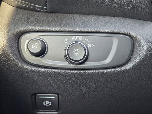 Used 2021 Chevrolet Blazer LT image 22