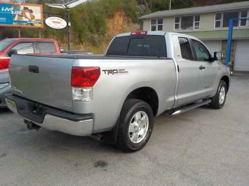 Used 2011 Toyota Tundra 4x4 Double Cab w/ TRD Off-Road Pkg image 6