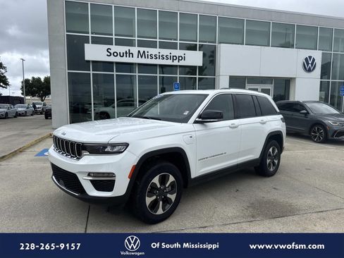Used 2024 Jeep Grand Cherokee Limited 4xe AWD/4WD image 1