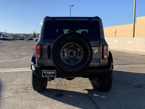New 2025 Ford Bronco Badlands image 6