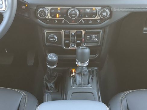 New 2025 Jeep Wrangler Sahara image 17