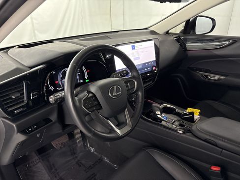 Used 2024 Lexus NX 350h AWD w/ Vision Package image 4