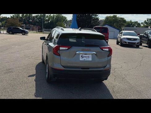 Used 2023 GMC Terrain SLE w/ Driver Convenience Package AWD/4WD image 35