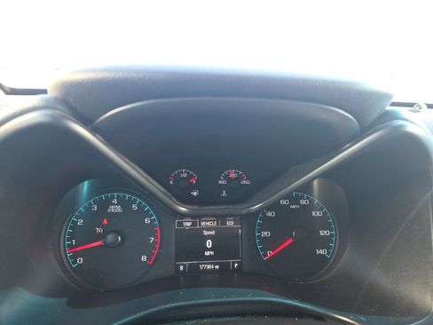 Used 2015 Chevrolet Colorado Z71 AWD/4WD image 44
