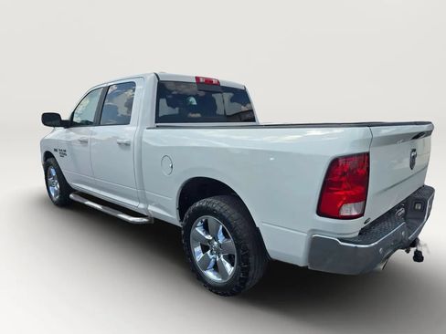 Used 2019 RAM 1500 Big Horn AWD/4WD image 3