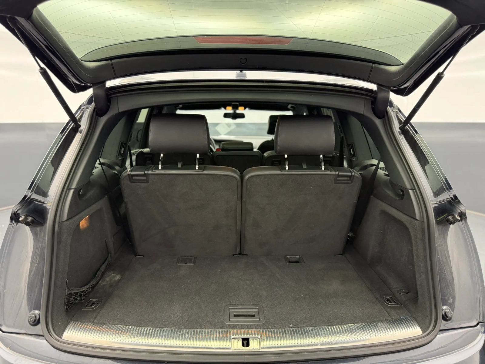 Used 2011 Audi Q7 TDI Prestige w/ Prestige Pkg AWD/4WD image 23