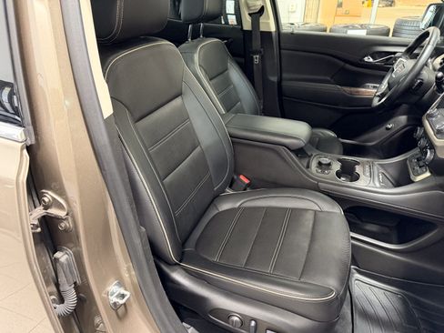 Used 2023 GMC Acadia Denali w/ Trailering Package FWD image 29