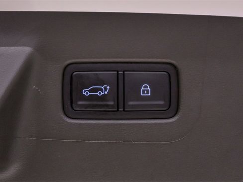 Used 2025 Hyundai Santa Fe Calligraphy image 31