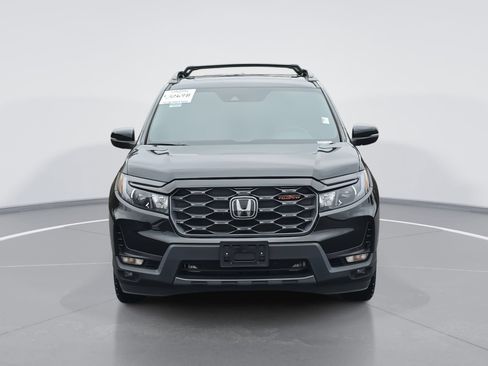 Used 2023 Honda Passport TrailSport image 8