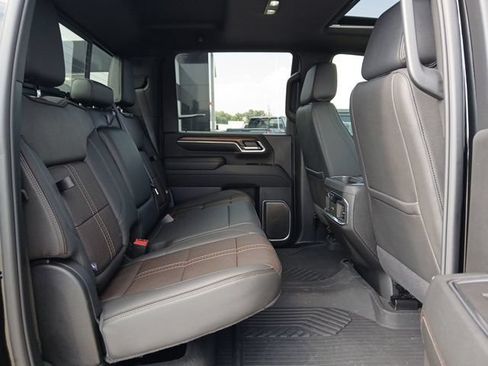 Certified 2025 Chevrolet Silverado 2500 High Country w/ High Country Premium Package AWD/4WD image 31
