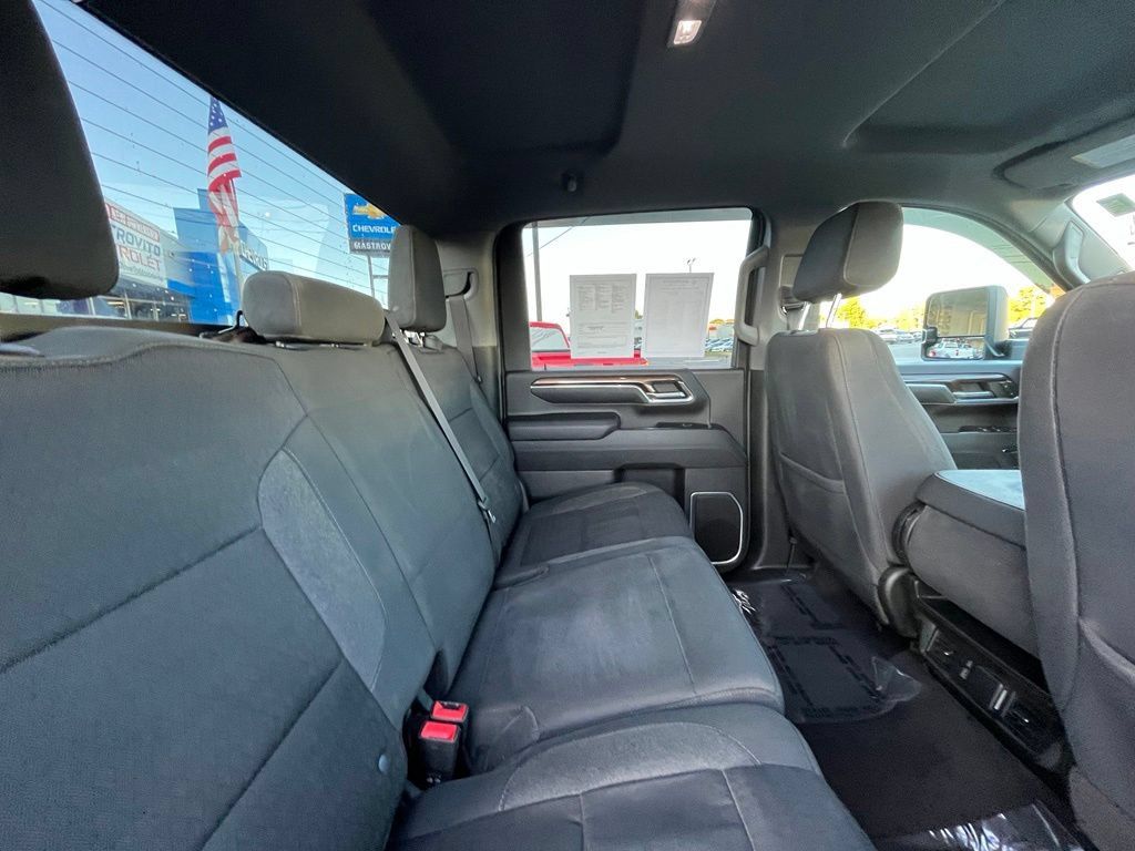 Used 2024 Chevrolet Silverado 3500 LT w/ Convenience Package AWD/4WD image 31