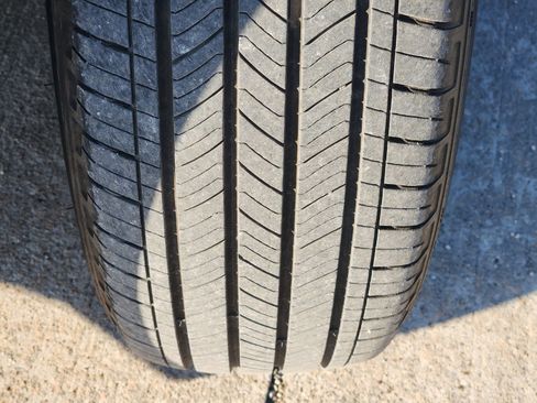 Used 2023 Ford Maverick Lariat w/ Lariat Luxury Package image 12