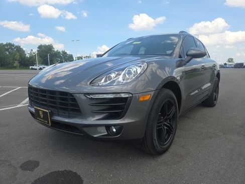 Used 2016 Porsche Macan S AWD/4WD image 2