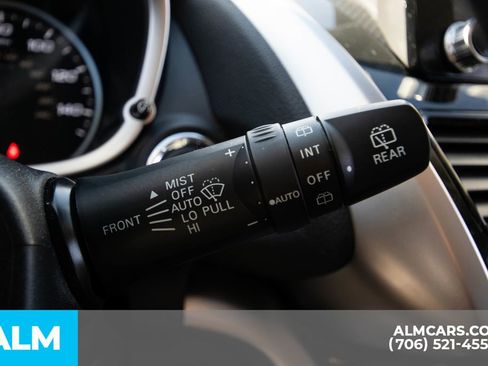 Used 2024 Mitsubishi Eclipse Cross SE image 17