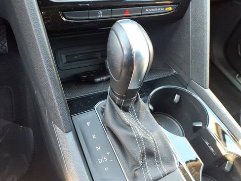 Used 2022 Volkswagen Atlas SEL image 28