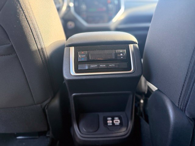Used 2023 Subaru Ascent Premium w/ Convenience Package AWD/4WD image 15
