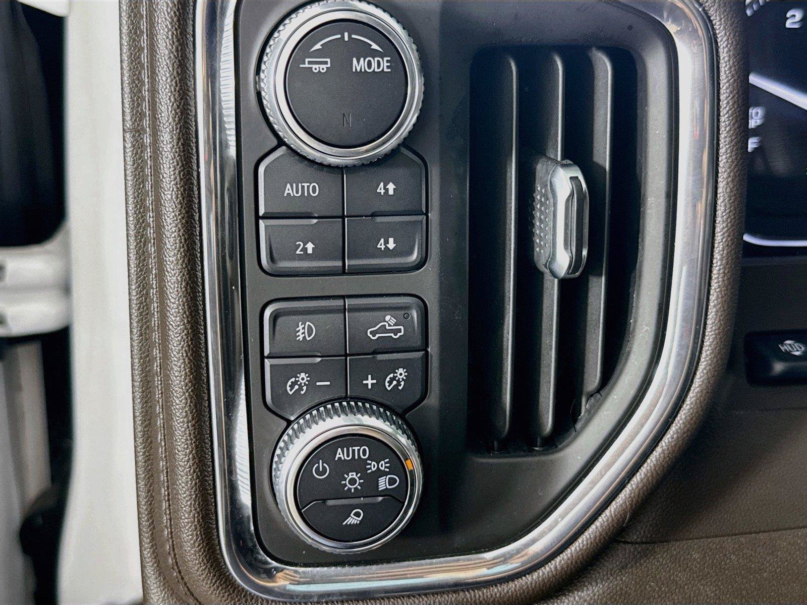 Used 2021 GMC Sierra 1500 Denali w/ Denali Ultimate Package AWD/4WD image 14