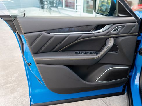 Used 2022 Maserati Levante F Tributo image 14