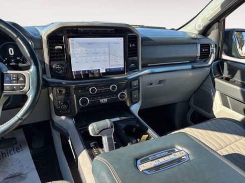 Used 2021 Ford F150 Limited image 11
